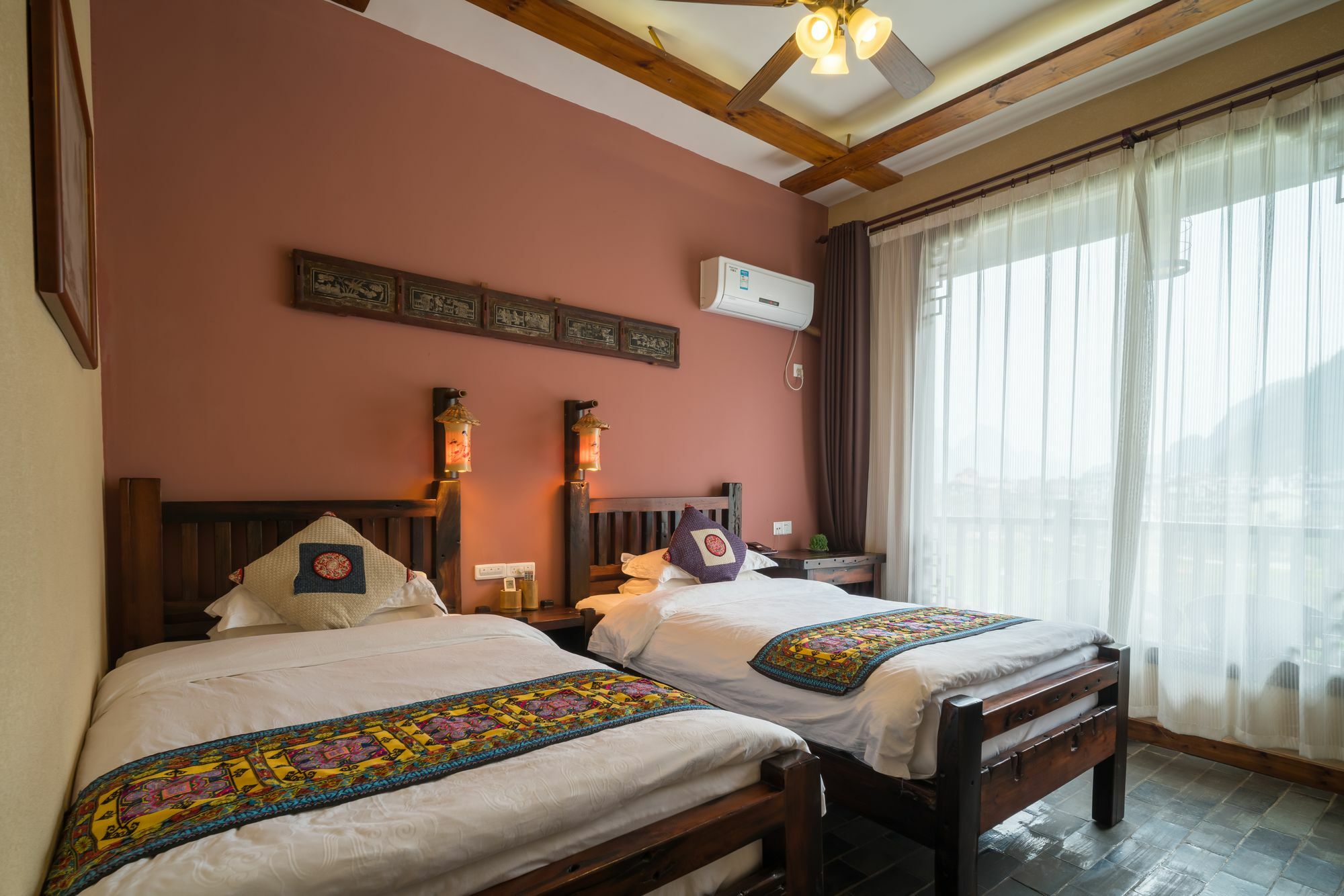 Yangshuo Mountain Nest Boutique Hotel Экстерьер фото